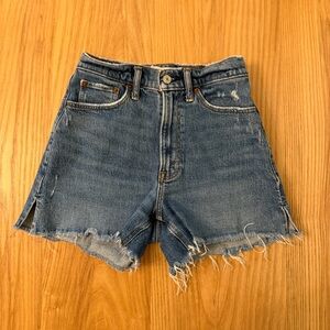 Abercrombie & Fitch Denim Frayed Hem Women Shorts